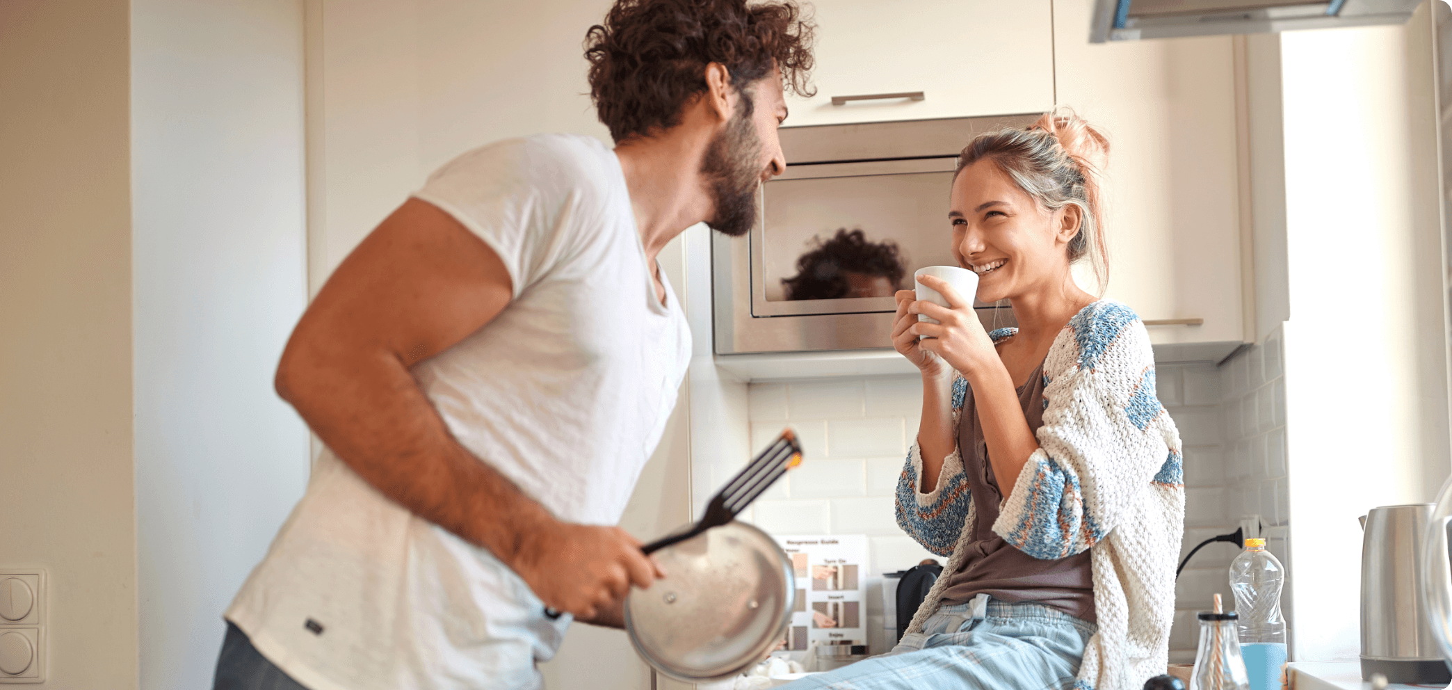 male-female-couple-kitchen-img-short